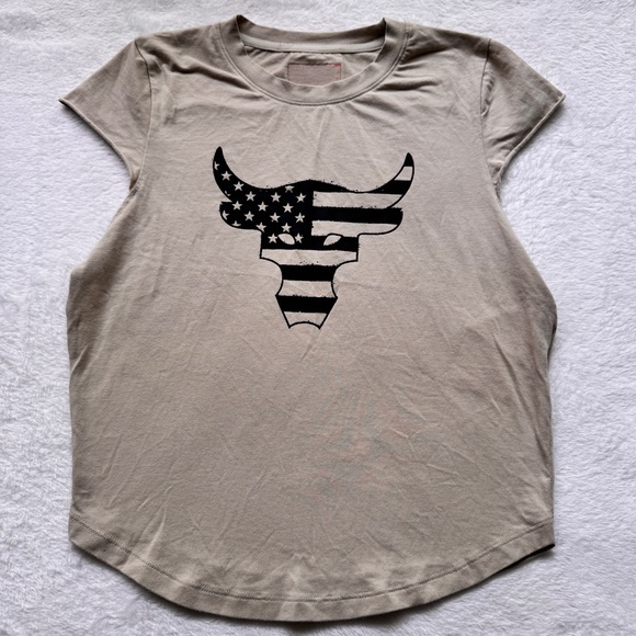 Under Armour Crop Top - Size Small - Picture 1 of 8